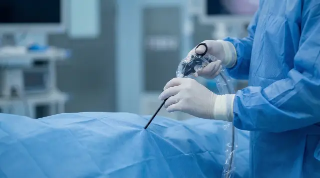 Cirurgia Endoscópica de Coluna